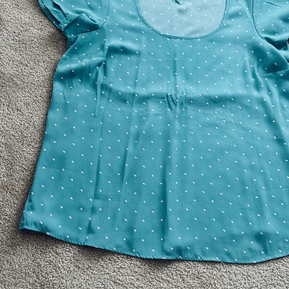 Georgette Dotted Turquoise Top - Picture 2 of 5
